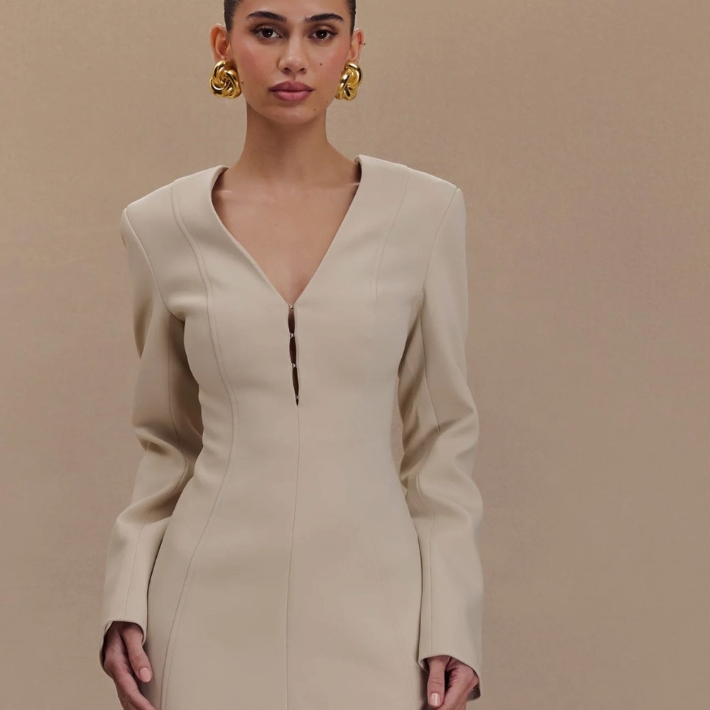 Meshki Arora Suiting Blazer Dress With Pleating - Sand